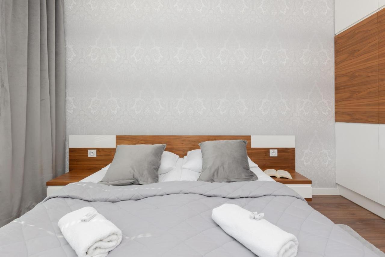 Glamorous Wilanow Apartment By Renters Warsawa Bagian luar foto